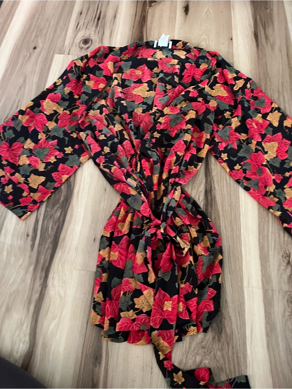 Josie Women Floral Red Kimono Robe Medium